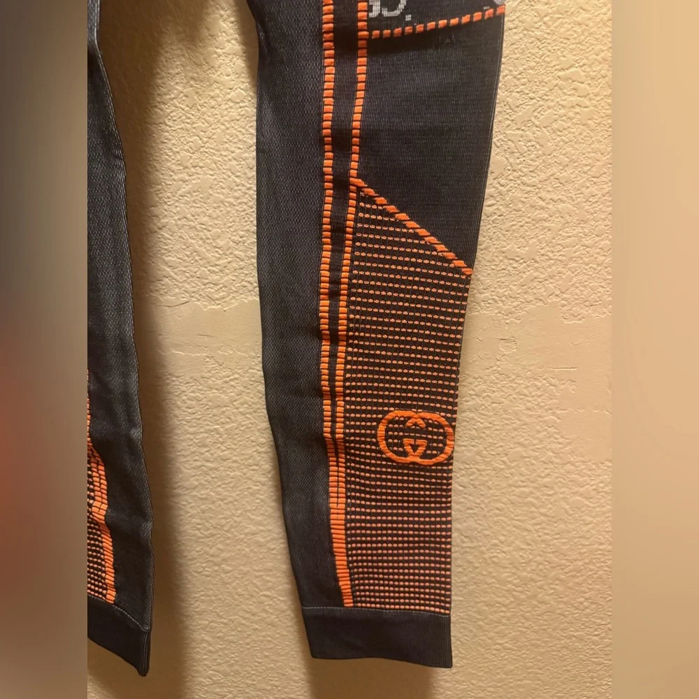New Authentic Gucci GG Jumbo Logo Leggings Gray Orange Size M - Picture 4 of 10
